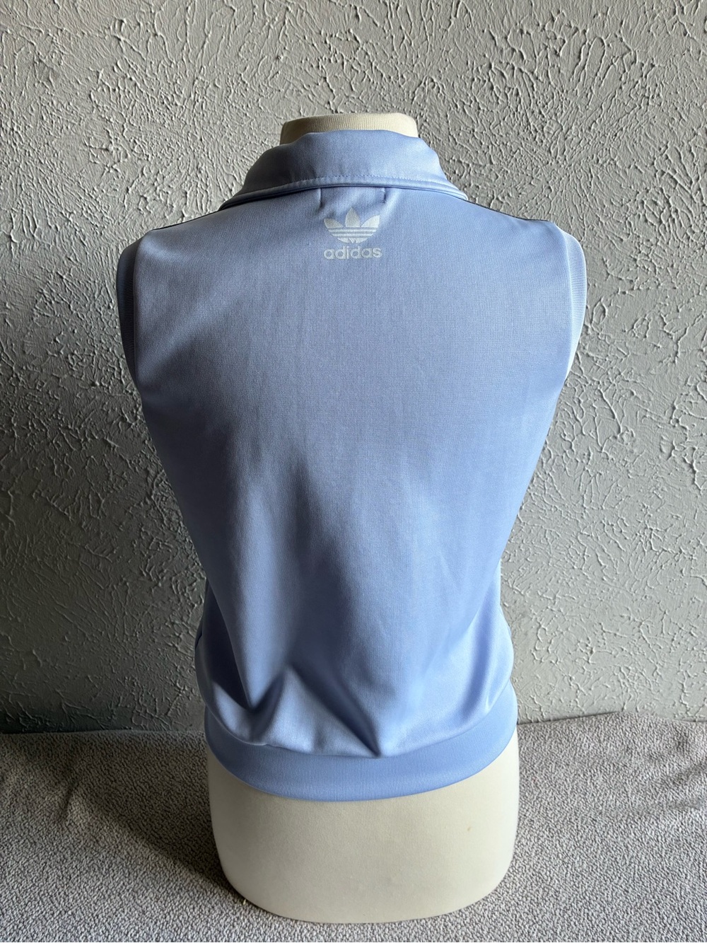 Vintage adidas I Love Honolulu
Sleeveless Track Vest Blue
Hawaiian Floral M - Picture 4 of 16